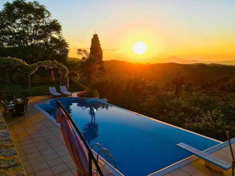 Villa Marrone Splendid Seaview Markopoulon Oropou Екстериор снимка